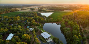 Гостиница Eight Willows Retreat  Маргарет Ривер